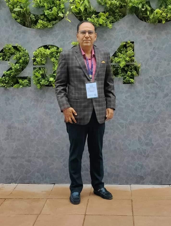 Arpit Doshi Senior Officer GiftCityAdvisor 02